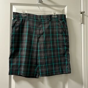 Callaway golf shorts